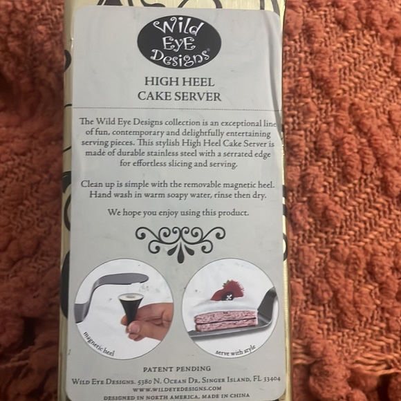 High heel cake server - Picture 4 of 5